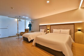 Gimhae Eobang-Dong City Hotel
