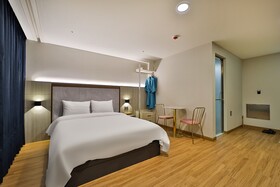 Gimhae Eobang-Dong City Hotel