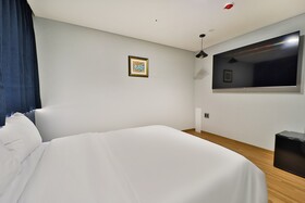 Gimhae Eobang-Dong City Hotel