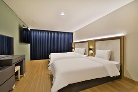Gimhae Eobang-Dong City Hotel