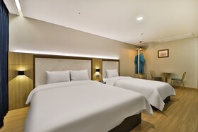 Gimhae Eobang-Dong City Hotel