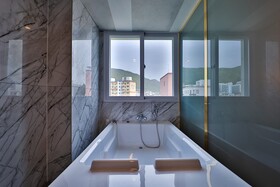 Gimhae Eobang-Dong City Hotel