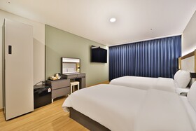 Gimhae Eobang-Dong City Hotel