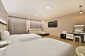 Gimhae Eobang-Dong City Hotel