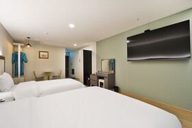 Gimhae Eobang-Dong City Hotel