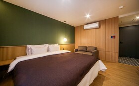 Gimhae Jangyu Hotel 101