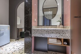 Nomad Hotel