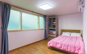Gongju Donghaksa Moodwa Pension
