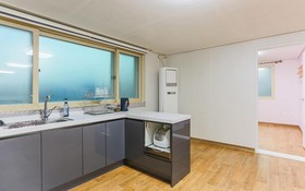 Gongju Donghaksa Moodwa Pension