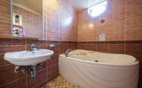 Gongju Hotel Del Luna