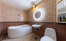 Gongju Hotel Del Luna