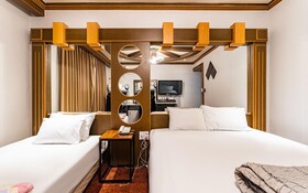 Gongju Hotel Del Luna