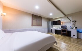 Gongju Hotel Geumgang