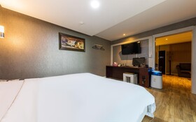 Gongju Hotel Geumgang