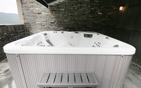 Gongju Hotel Moon