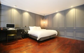 Gongju Hotel Moon
