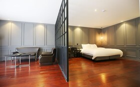 Gongju Hotel Moon