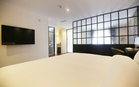 Gongju Hotel Moon
