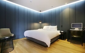 Gongju Hotel Moon