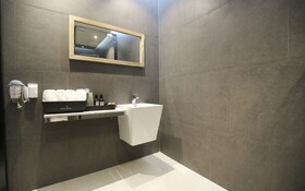 Gongju Hotel Moon