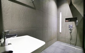 Gongju J2 Hotel