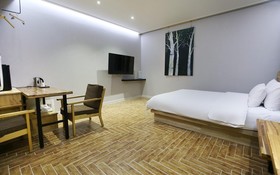 Gongju J2 Hotel