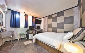 Gongju Khai Hotel