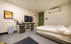 Gongju Renaissance Hotel
