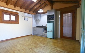 Gongju Sangsin Heuljip Pension