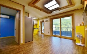 Gyeryongsan Donghaksa Toranga Pension