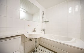 Gumi Bonggokdong Cello