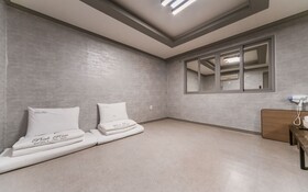 Gumi Geumosan Pink Rose