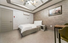 Gumi Geumosan Pink Rose