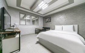 Gumi Geumosan Pink Rose