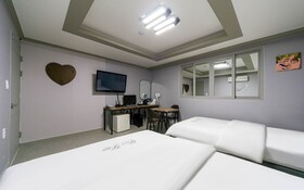 Gumi Geumosan Pink Rose