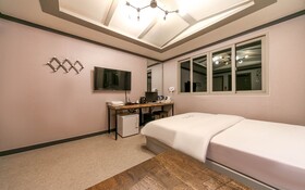 Gumi Geumosan Pink Rose