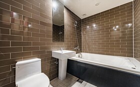 Gumi Indong Boom Hotel