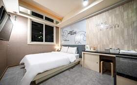 Gumi Indong Boom Hotel