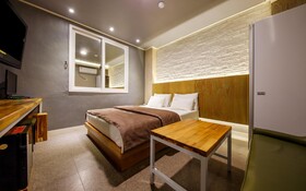 Gumi Wonpyeong Dong Hotel Khan