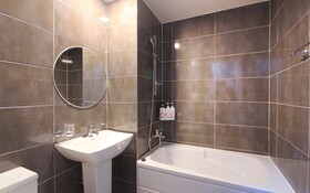 Gumi Wonpyeong Dong Hotel Khan