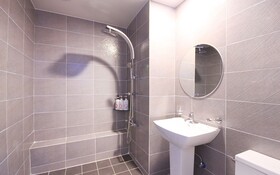 Gumi Wonpyeong Dong Hotel Khan