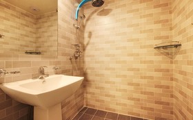 Gumi Wonpyeong-Dong Hotel V2