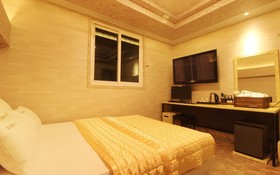 Gumi Wonpyeong-Dong Hotel V2