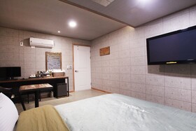Gumi Wonpyeong-dong Hotel V