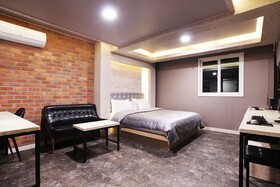 Gumi Wonpyeong-dong Hotel V
