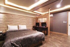 Gumi Wonpyeong-dong Hotel V