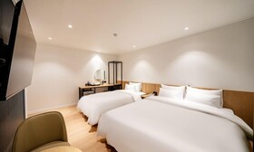 Hound Hotel Gumi indong