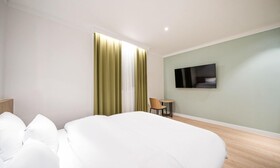 Hound Hotel Gumi indong