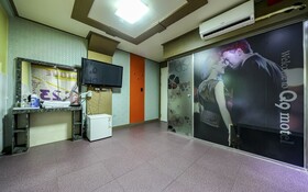 Q9 Motel