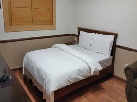 Time Business Motel